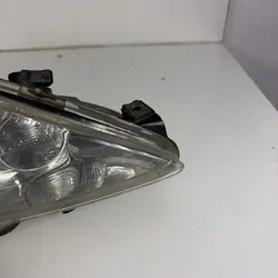 Rechter Frontscheinwerfer OEM JPF9628666780 für Peugeot 206
