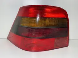 VW GOLF IV VÄNSTER BAKLJUS 1J6945095S