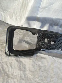 Rinforzo paraurti posteriore PEUGEOT 208 1607271980
