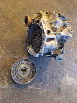 DSG Automaattivaihteisto VW Golf VIII 0CG301103E