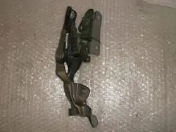 Dobradiça do Capô Mercedes OEM A1178800128 - Usado