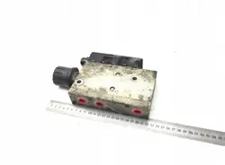 Válvula ELC Volvo OEM 9957009 - Estado Usado