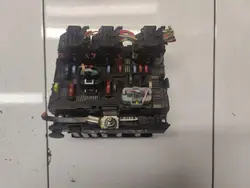 Caja Módulo BSM Peugeot OEM 9661708280 Usado