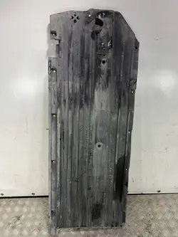 Suzuki Vitara (LY) underkroppsskydd OEM FBZ17931