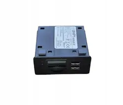 Port USB & Lecteur Carte SD Mazda OEM BHP1-669UOB