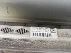 OEM 9683011280 Klimakondensator für Peugeot 508 2.0L Diesel