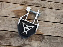 Vaihteiston tuki Volvo XC40 8888763927