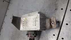 Audi A2 8Z Radioverstärker OEM 8Z0035223 Gebraucht
