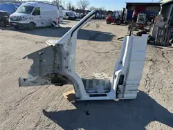 Quarto de longarina dianteira esquerda OEM para MAN TGE VW Crafter II