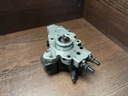 Pompe d'injection Mercedes-Benz OE 646 070 0101