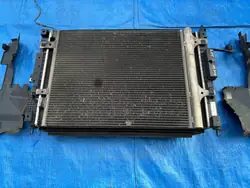 Kühlerlüfter OEM 9809141780 für Peugeot 308 T9 Lift