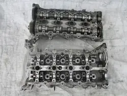 OEM 8200908993 Culasse Complète pour 2.3 DCI