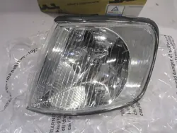 Lampe clignotante avant gauche TYC