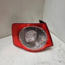 VW Jetta linke Rückleuchte