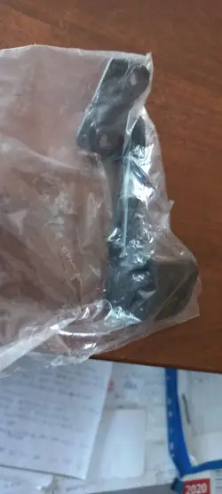 Audi A4 Höger Fäste Original 8K0807334A