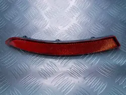 Takavalon heijastin oikea 5E7945106 SKODA OCTAVIA IV