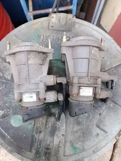 Maître-cylindre de frein MAN TGA/TGX OEM 81.52130.6275