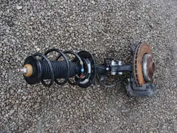 Amortisseur gauche Renault Captur II 543027186R