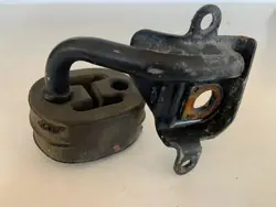 Pakoputken kannatin OEM 4M0253144K Audi Q7 4M0:lle