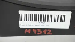 Garde-boue avant droit OEM 360185454 pour Toyota Estima