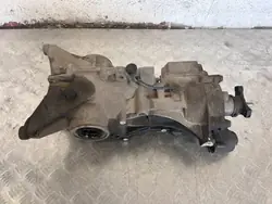 BMW X1 F48 F49 Taka-akselin tasauspyörästö OEM 8655340