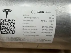 Réservoir suspension air Tesla Model X OEM 1620921-00-A