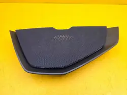 Lynk & Co 01 Kaiutinkansi OEM 8889771995