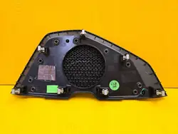 Lynk & Co 01 Högtalargaller OEM 8889771995