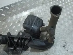 AUDI A4 B8 2.0 TFSI Tuyau d'Intercooler 8K0145673M
