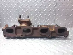 Mazda 6 Pakoputken Keräin OEM R2AAK19612 - Käytetty