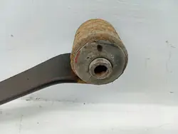 Bakfjädring höger sida OEM JUR221324 för VW Caddy