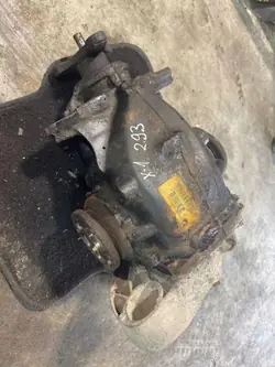 Bakre differential BMW X1 E84 293 2.0L Diesel 135kW 2013