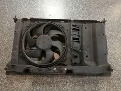 Framremsa OEM 1859383116 för Peugeot 308 SW 2.0L