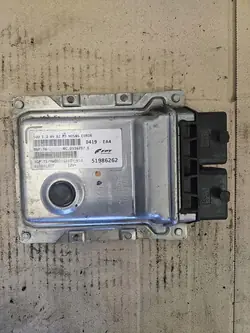 Fiat 500 Unité de contrôle moteur 2018 OEM 51986262