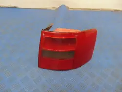 AUDI A4 B5 2.0B Luz Trasera Derecha 4B9945096D