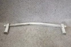 Poutre de pare-chocs avant inférieure Peugeot 2008 OEM 9834693680