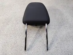 Etupenkin oikea pääntuki OEM AOP44446 Nissan Qashqai