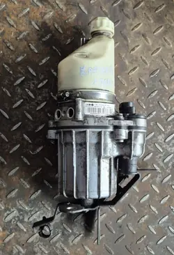 Pompe de direction OEM 13192897 pour Opel Astra H