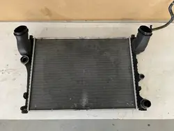 Radiateur d'eau Mercedes-Benz OE A2215003203