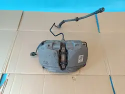 AUDI A4 B9 AVANT 2.0 TFSI Vasemman Etujarrusatulan 8W0615107D