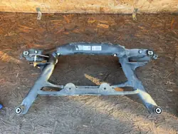 Trave di sospensione posteriore VW Tiguan II 4x4 OEM