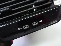VW ID4 Achterventilatie USB-poortrooster - OEM
