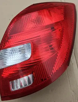 Rücklicht Skoda Fabia II Rechts OEM