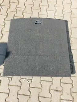 Tapete de bagageira Porsche OEM 7P5863546G - Usado