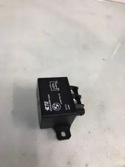 BMW Rele OEM 835477801 - Käytetty Kunnossa