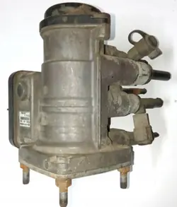 Renault OE K000919 Válvula Moduladora Usada