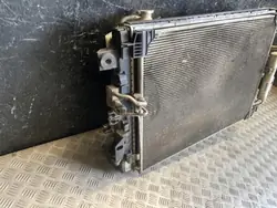 Radiateur Nissan NP300 NAVARA 2016 OEM 92131-BH40B