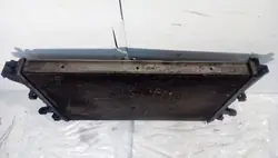 Radiateur d'eau RENAULT ESPACE IV 2.2L Diesel 2003 OEM 8200033729A