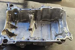 Oljepanna 1.6 DCI CDTI Trafic 3 Vivaro NV300 Talento