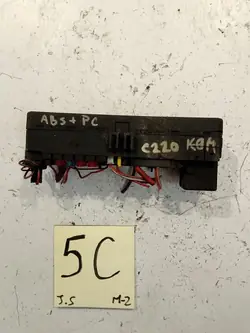 Seat Cordoba ABS-zekeringkast OEM C110 K9M - Gebruikt